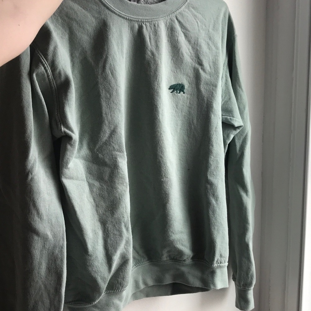 Brandy Melville erica CA bear sweatshirt